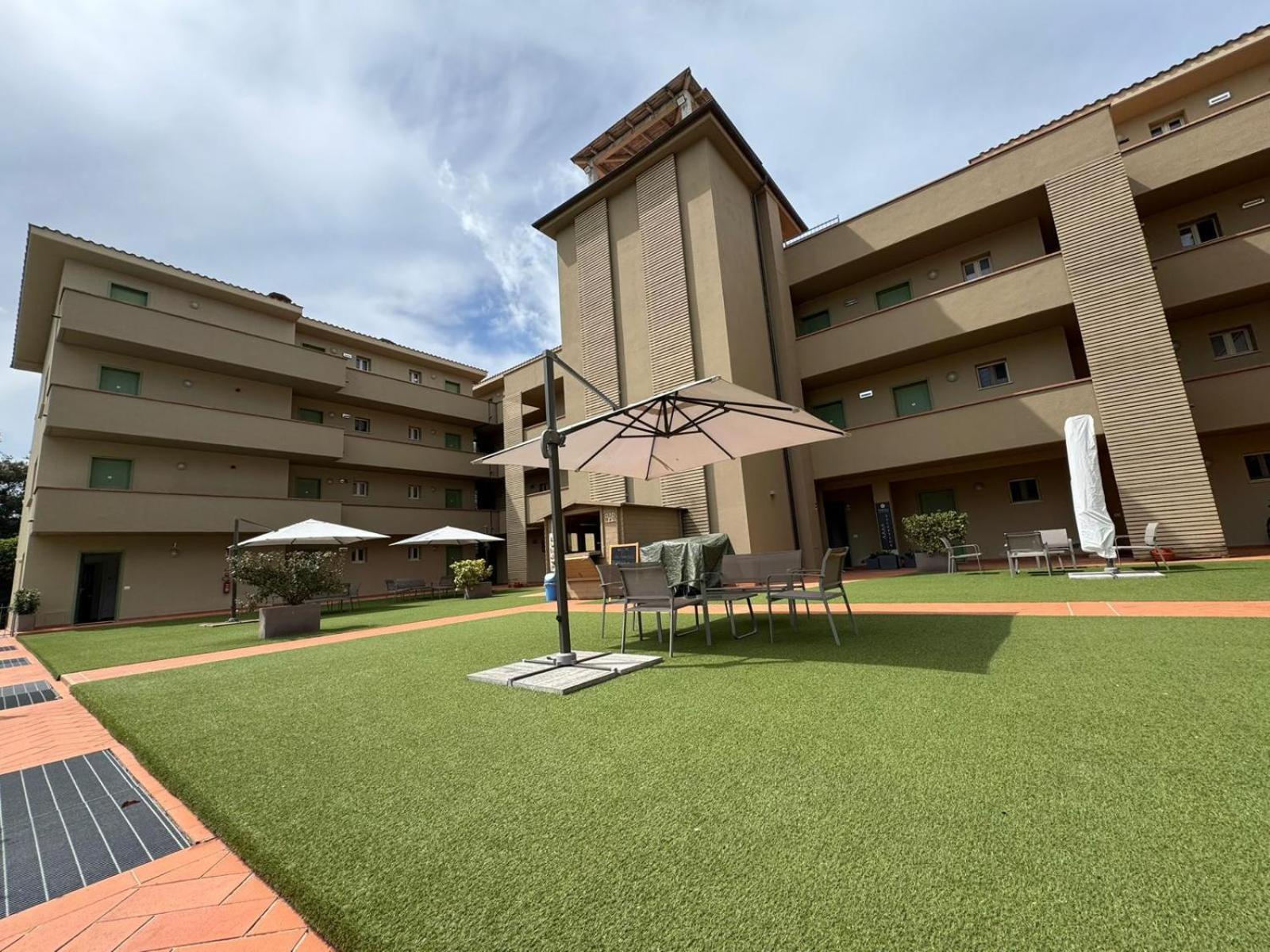Residence San Francesco Tirrenia Exterior photo